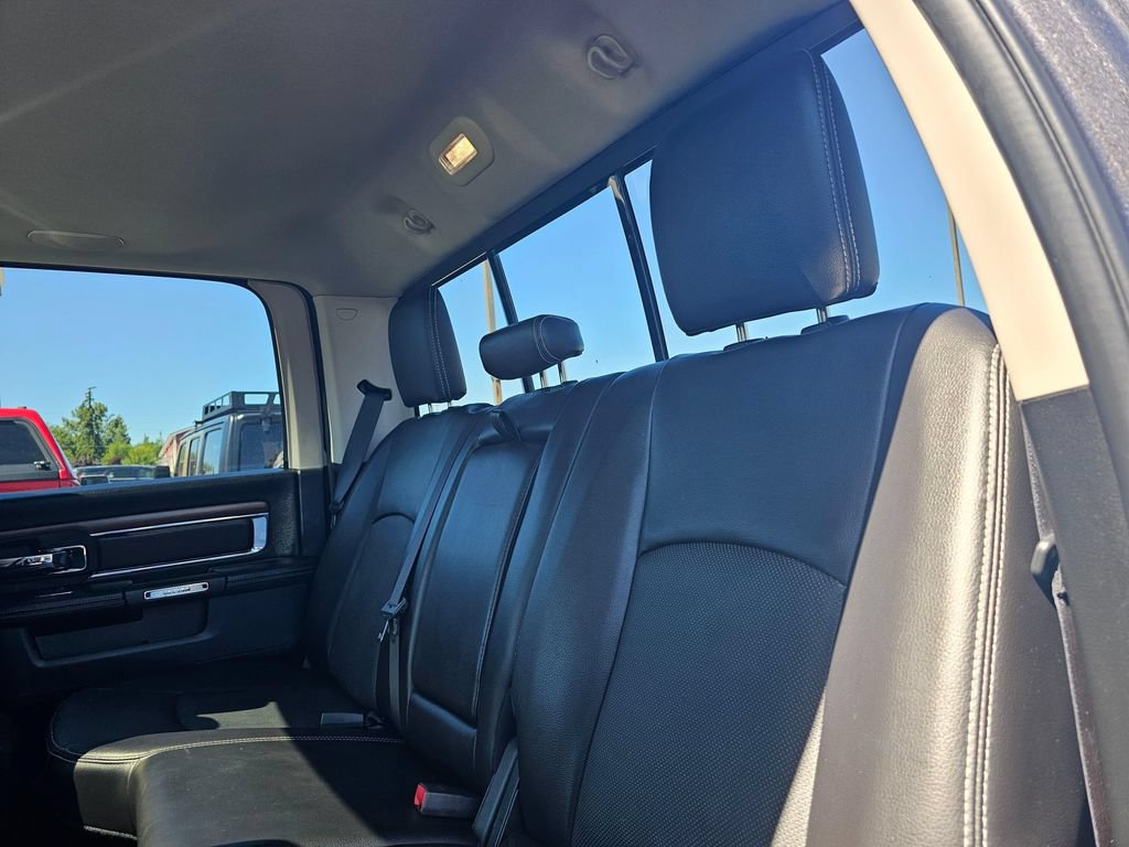 Used 2016 RAM 1500 Laramie AWD/4WD image 17