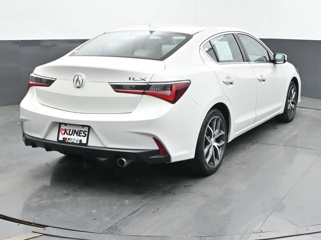 Used 2020 Acura ILX FWD image 9