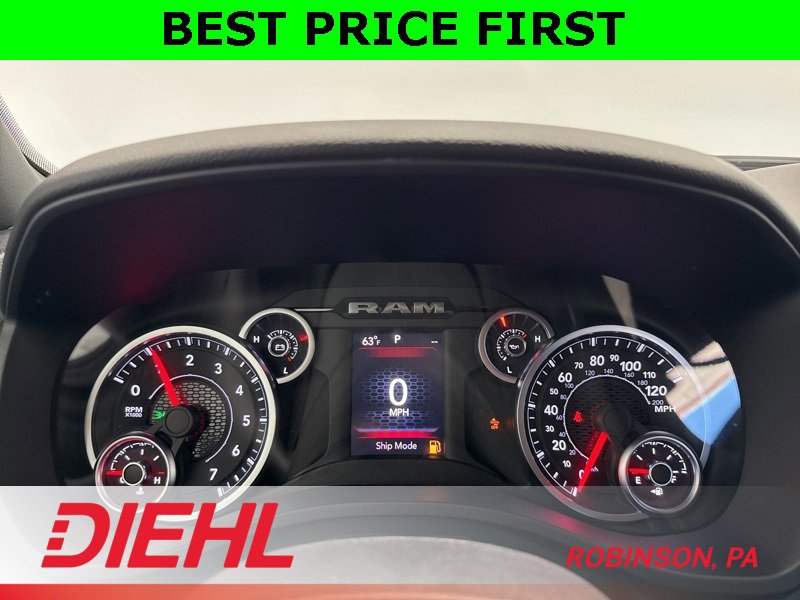 New 2026 RAM 1500 4x4 Crew Cab image 29