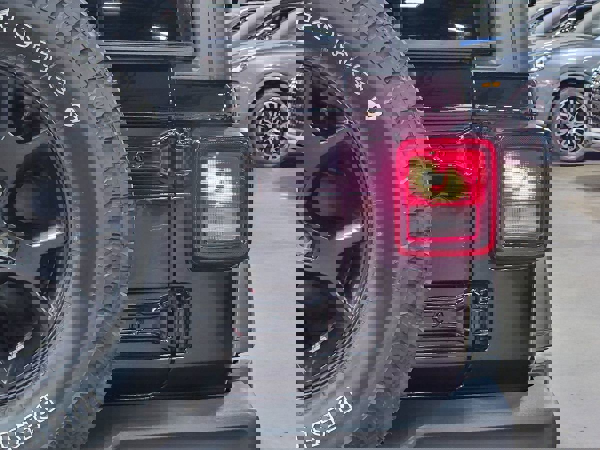 Used 2021 Jeep Wrangler Unlimited Sport image 15