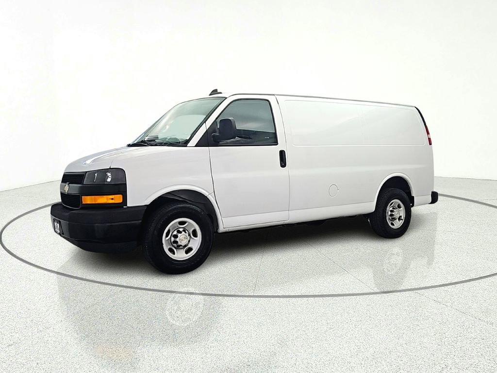 Used 2021 Chevrolet Express 2500 RWD image 8