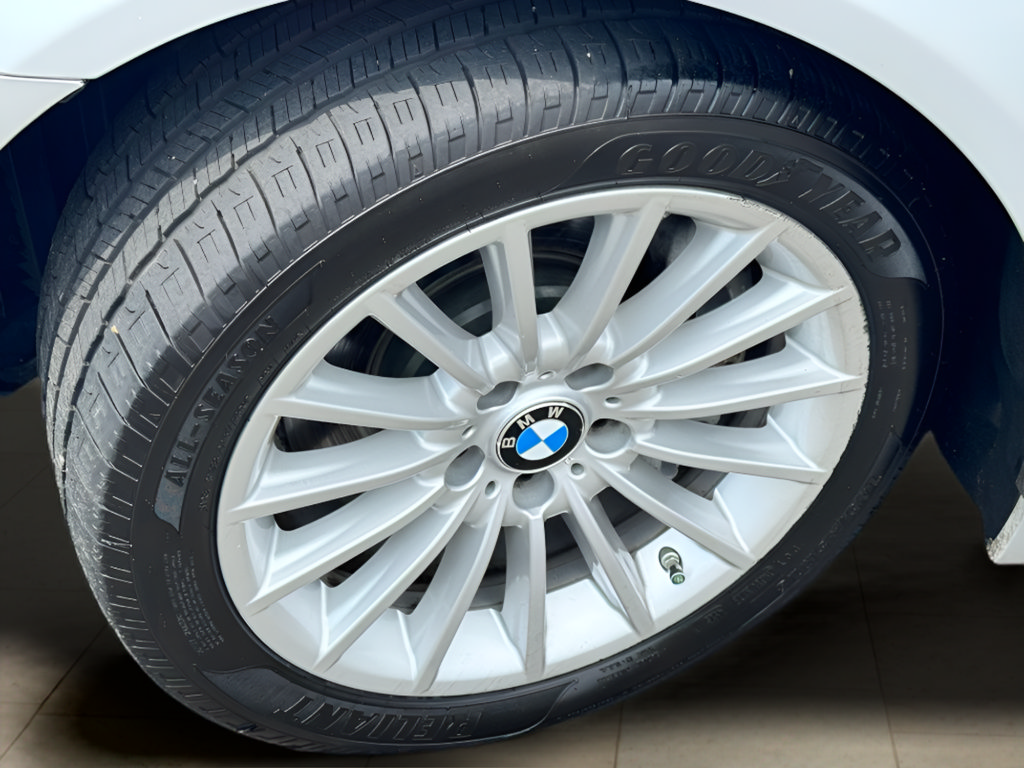 Used 2011 BMW 535i Sedan RWD image 39