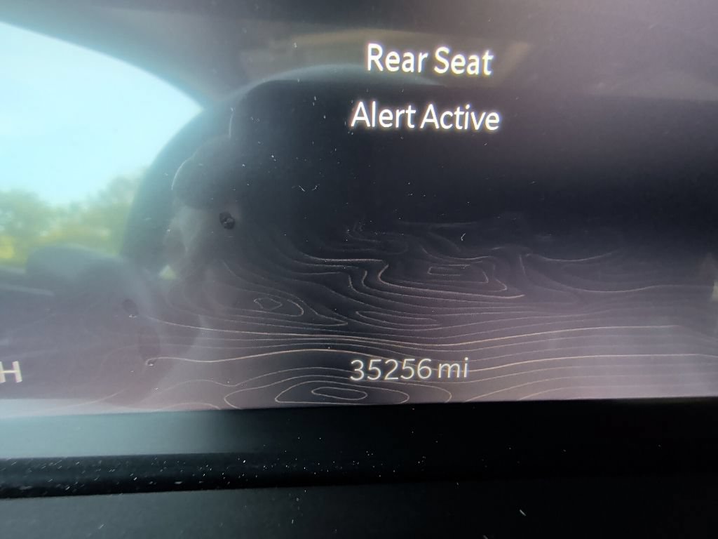 Used 2023 Jeep Grand Cherokee Limited AWD/4WD image 16