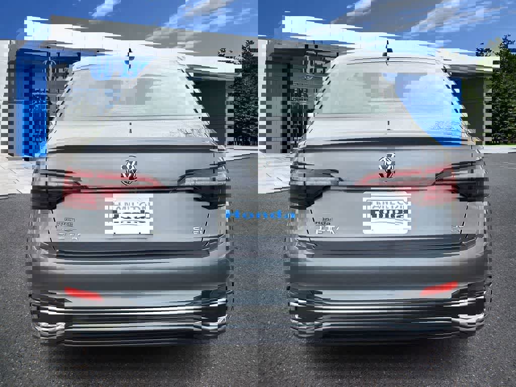 Used 2022 Volkswagen Jetta SEL FWD image 23