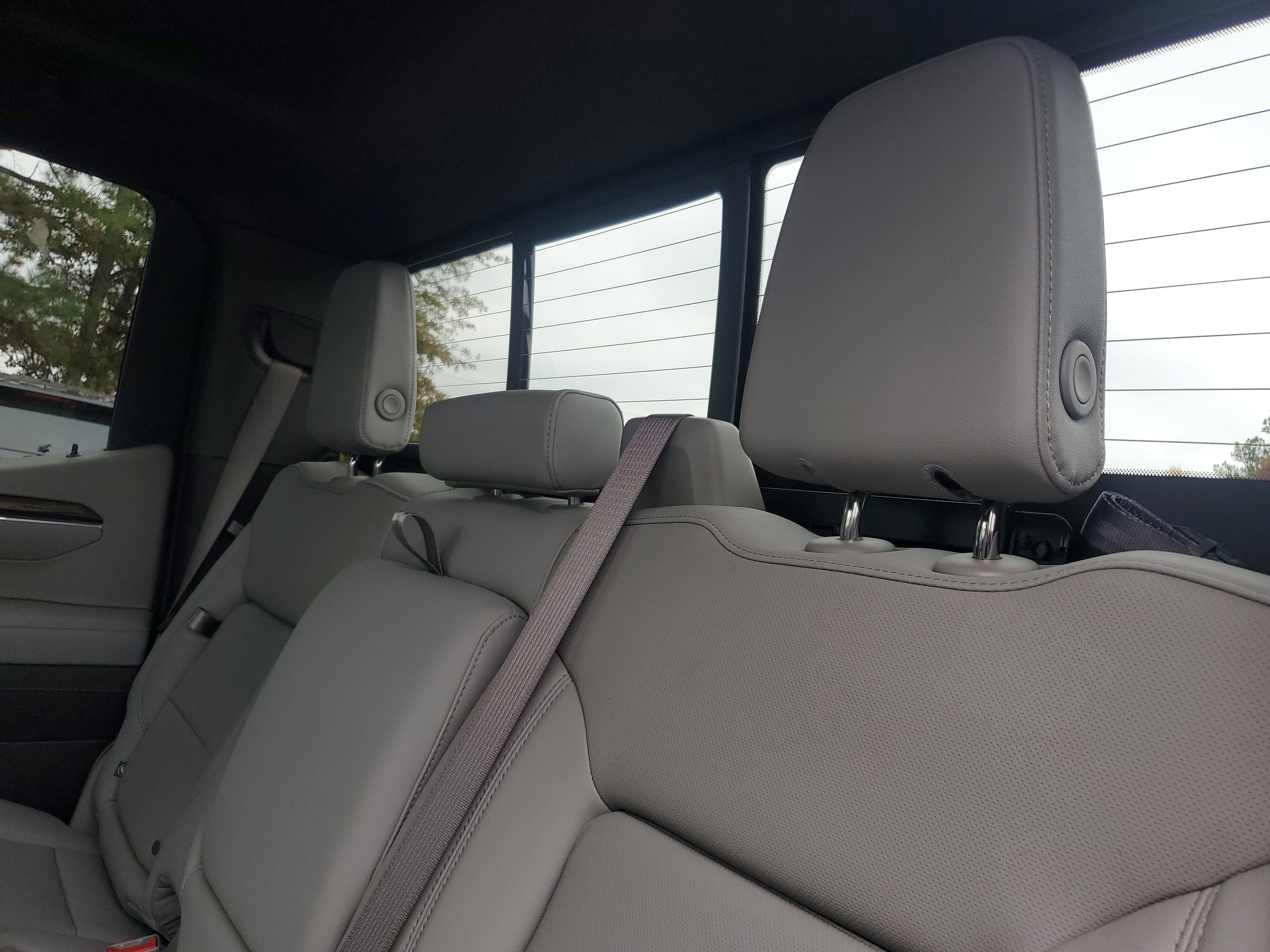 New 2026 GMC Sierra 1500 SLT image 11