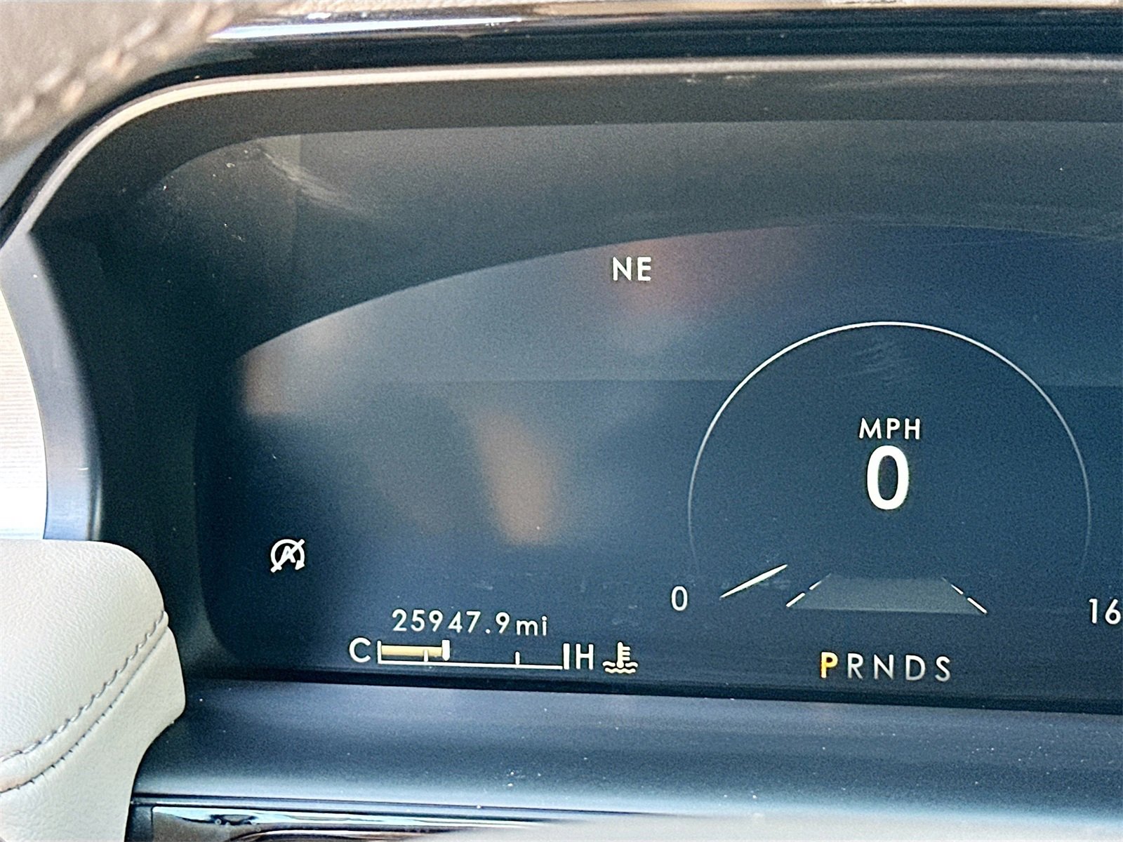 Used 2022 Lincoln Nautilus FWD w/ Premium Package image 12