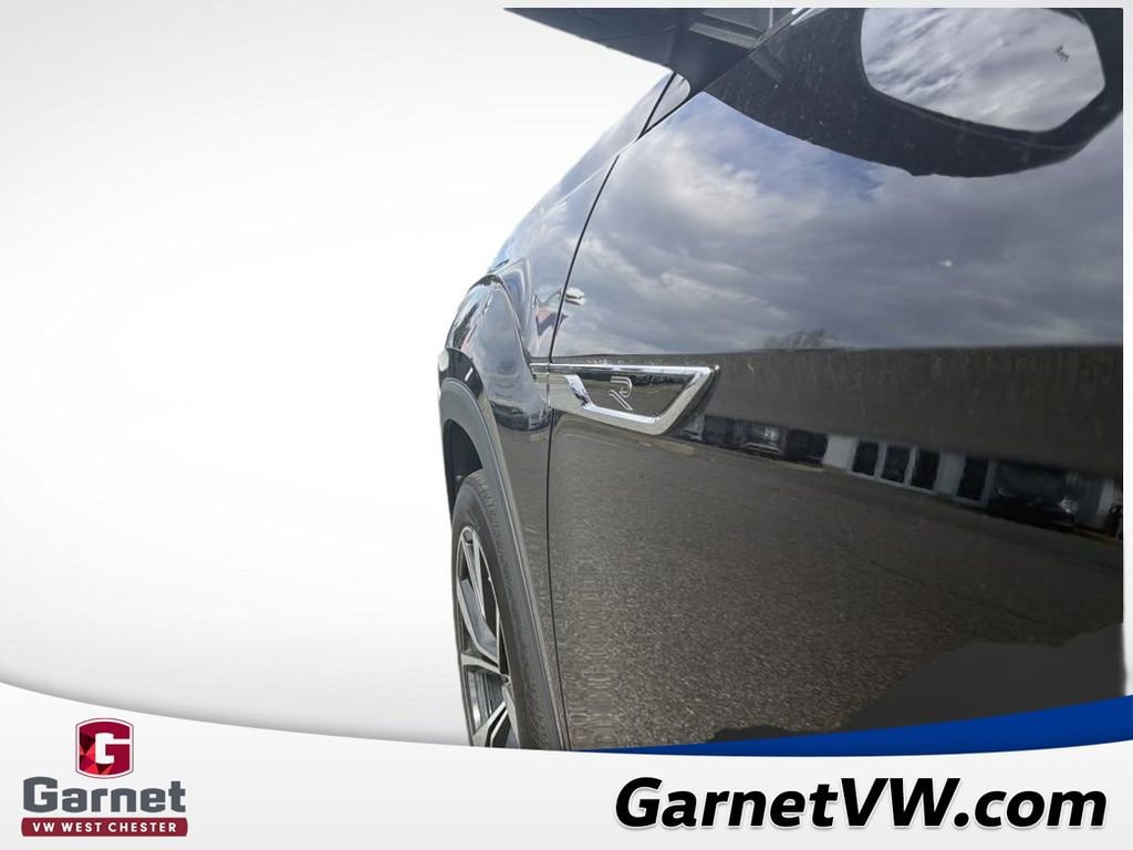 Used 2025 Volkswagen Atlas SEL Premium R-Line image 50