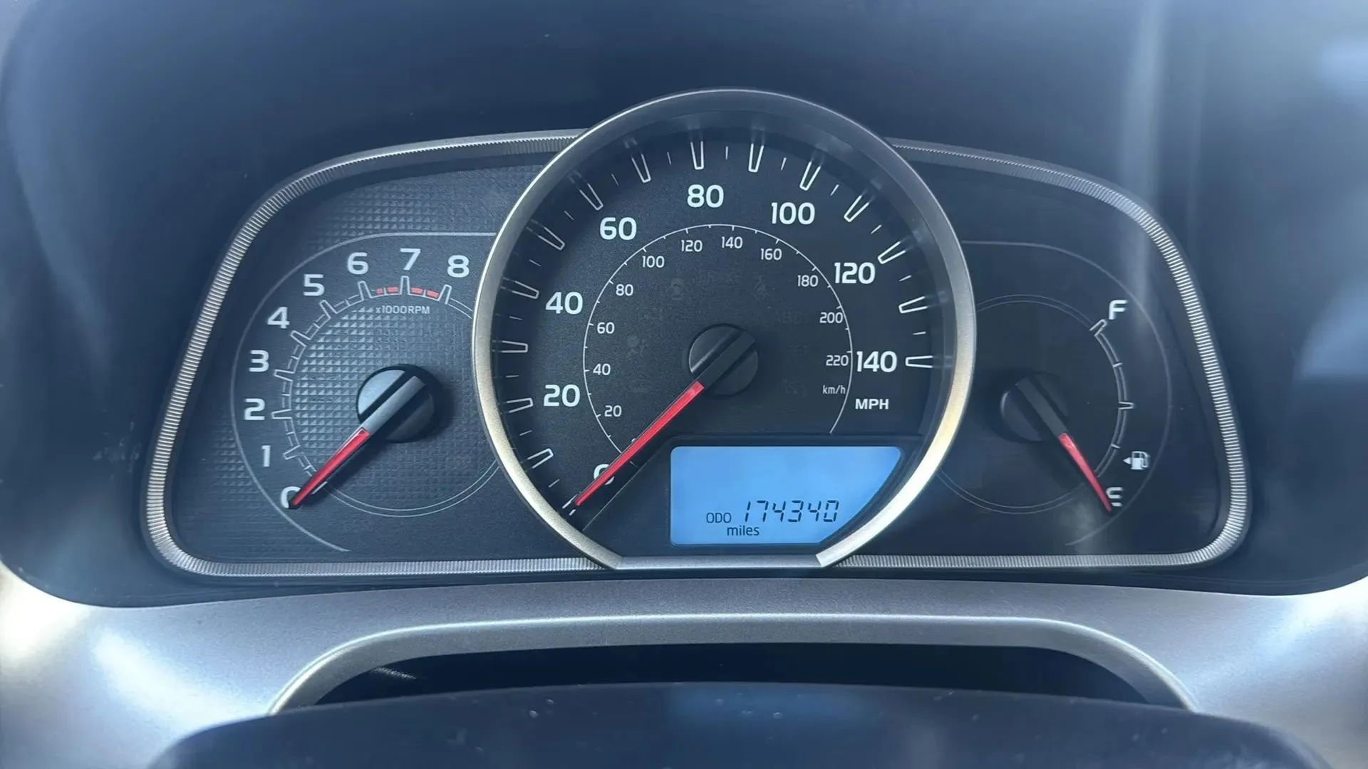 Used 2013 Toyota RAV4 XLE AWD/4WD image 16