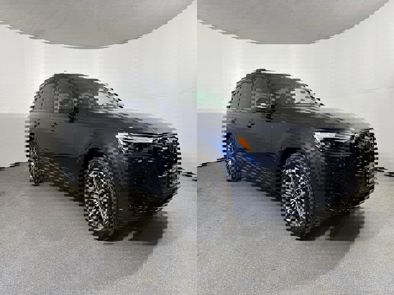 Used 2025 Audi Q7 2.0T Premium Plus w/ Premium Plus Package image 28