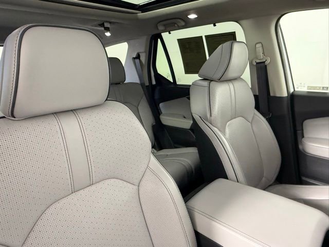 Used 2024 Honda Pilot Elite image 54