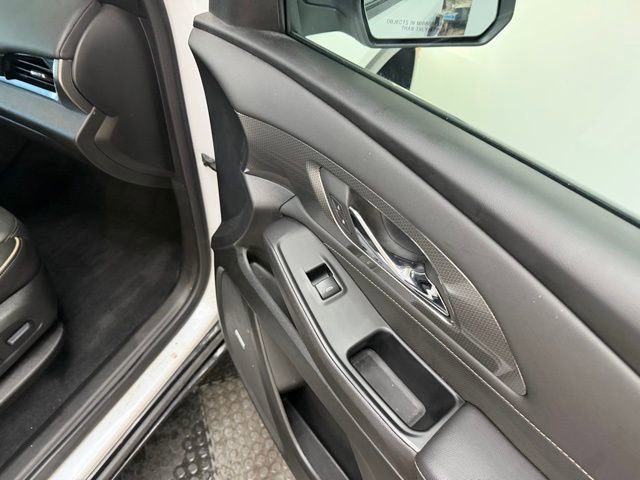 Used 2023 Chevrolet Traverse Premier w/ Redline Edition AWD/4WD image 40