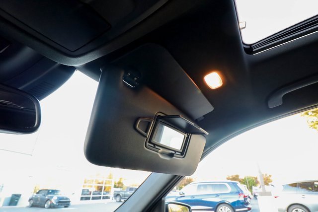 Used 2017 Mercedes-Benz GLE 350 4MATIC image 59