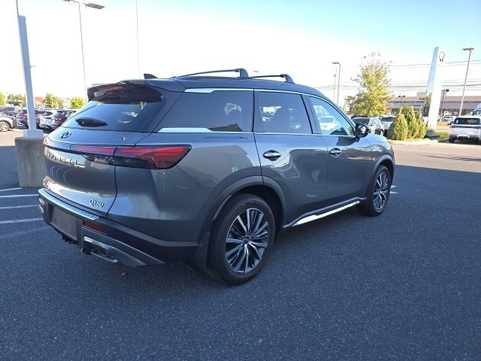 Certified 2025 INFINITI QX60 Autograph w/ Cargo Package image 7