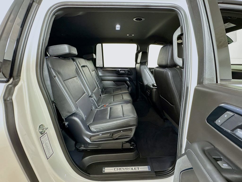 Certified 2025 Chevrolet Suburban Z71 AWD/4WD image 26