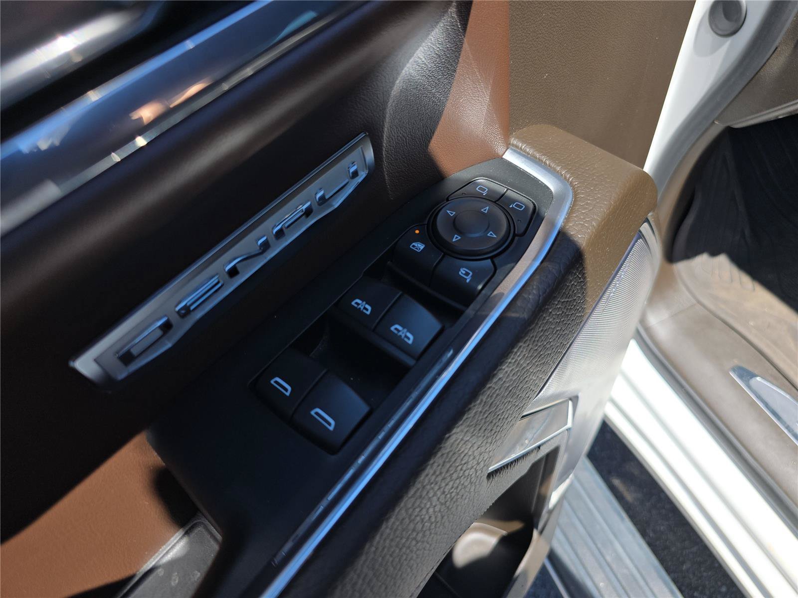 Used 2024 GMC Sierra 1500 Denali AWD/4WD image 19
