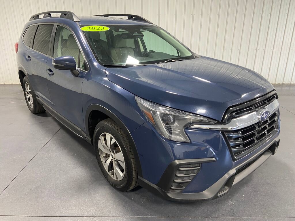Used 2023 Subaru Ascent Premium w/ Convenience Package image 18
