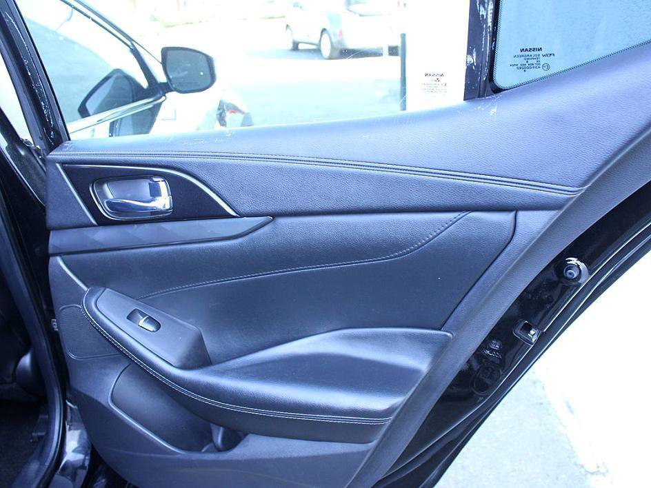 Used 2019 Nissan Maxima 3.5 SV w/ Floor Mat Group image 16