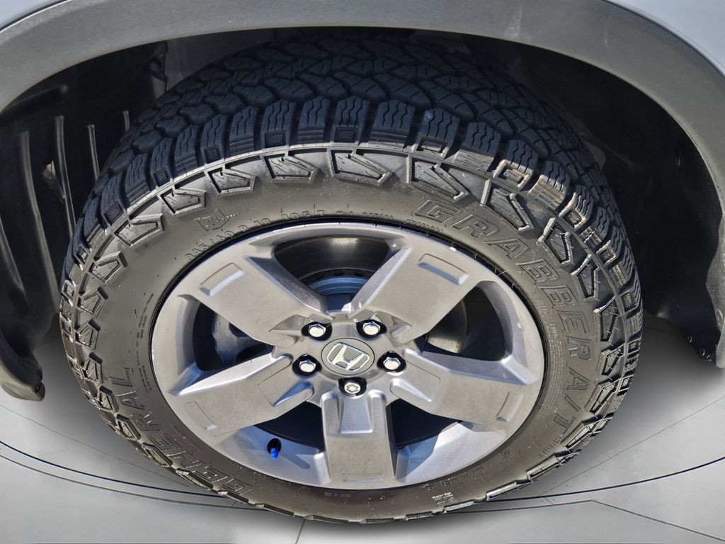 Certified 2025 Honda Ridgeline TrailSport image 9