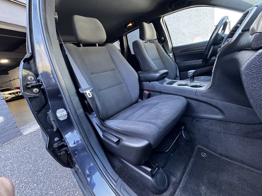 Used 2015 Jeep Grand Cherokee Laredo w/ Quick Order Package 23E AWD/4WD image 18