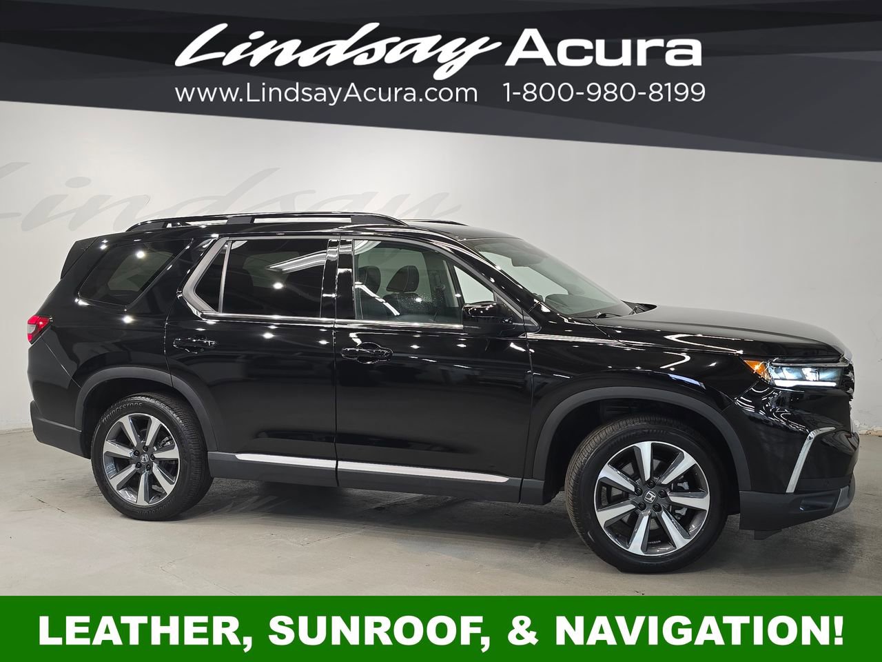 Used 2025 Honda Pilot Elite image 3