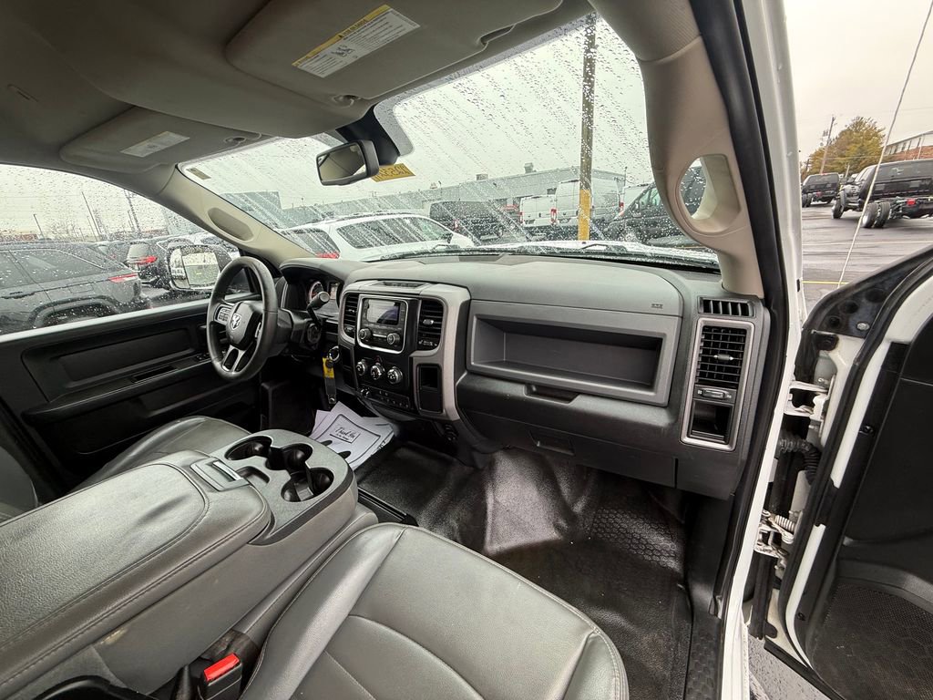 Used 2018 RAM 3500 Tradesman image 12