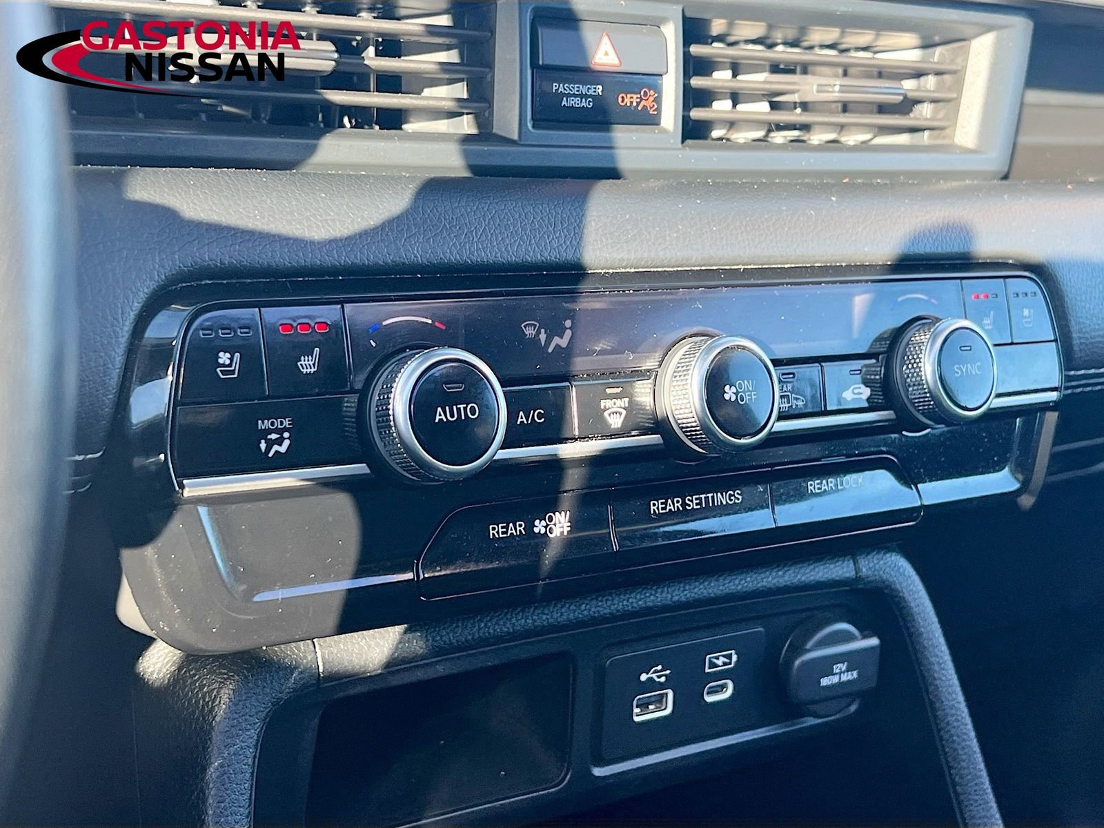 Used 2023 Honda Pilot Elite image 21