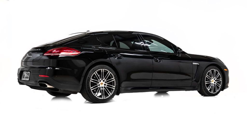 Used 2016 Porsche Panamera Edition image 7