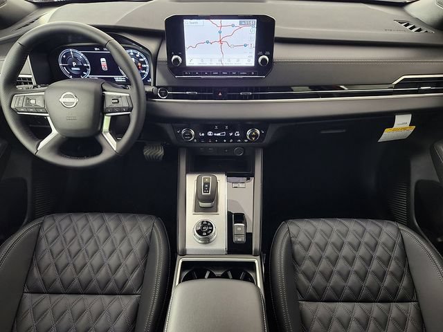 New 2026 Nissan Rogue Platinum AWD/4WD image 11