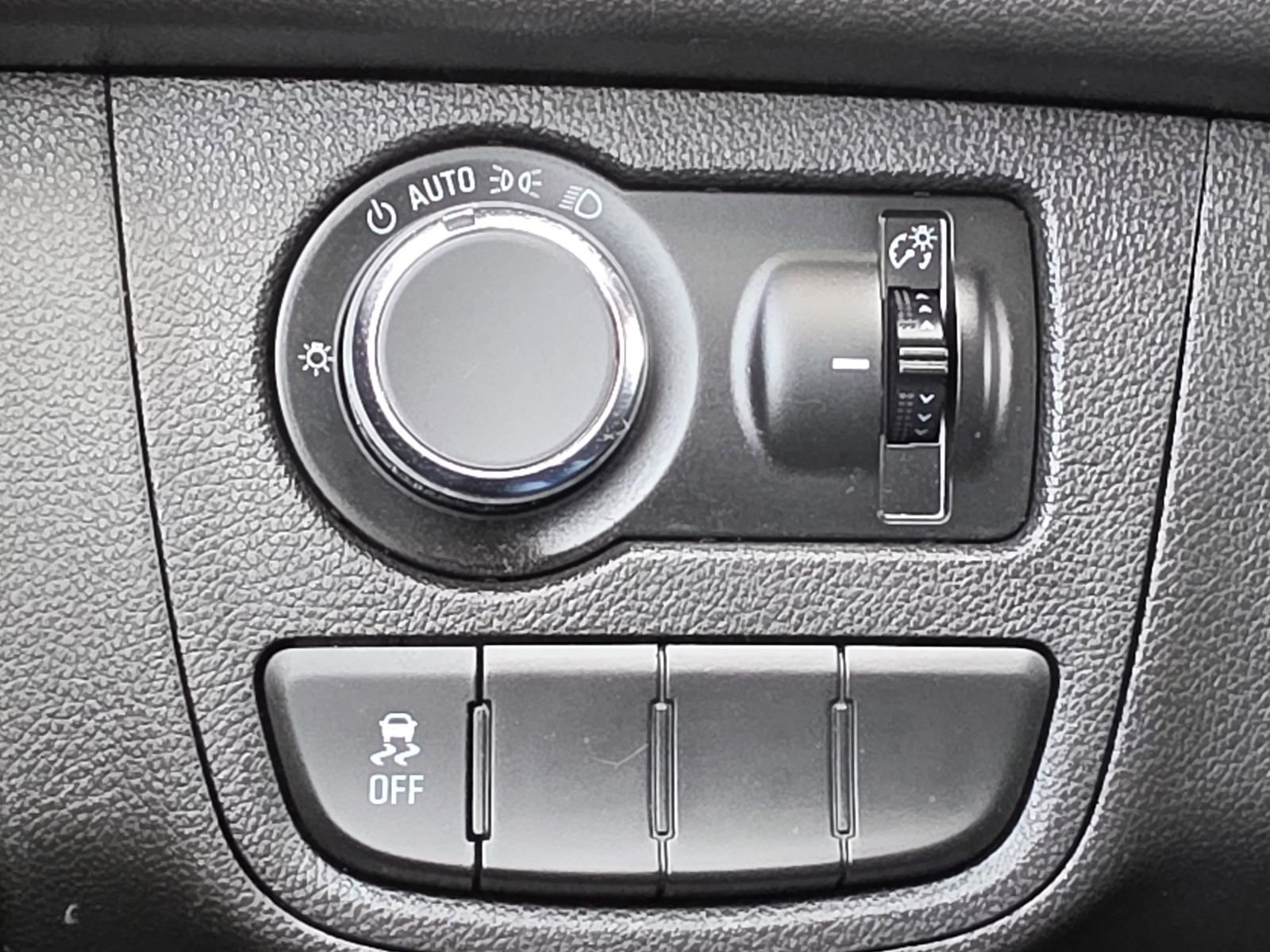 Used 2019 Chevrolet Spark LS image 22