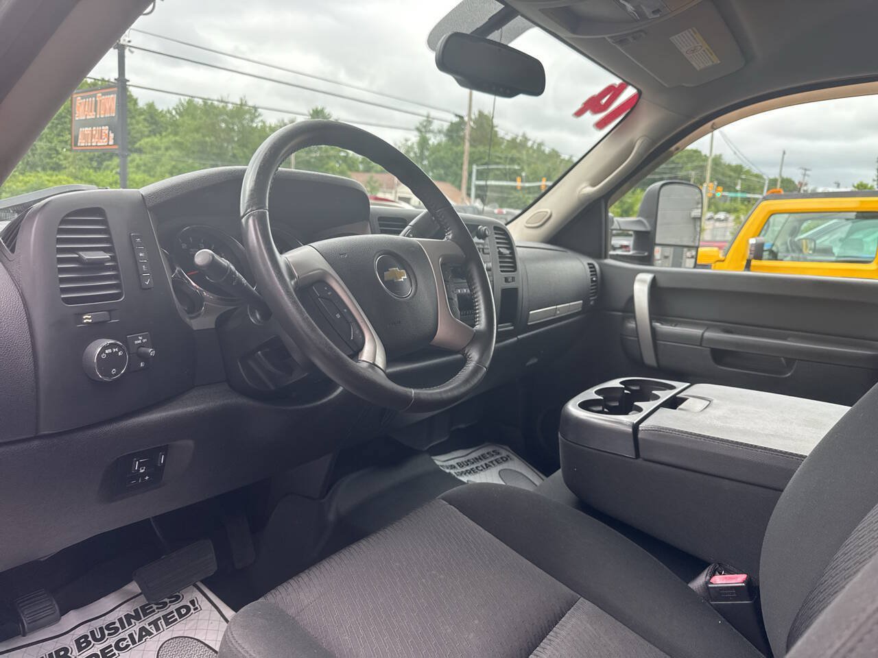 Used 2014 Chevrolet Silverado 2500 LT w/ Custom Sport Truck Package AWD/4WD image 16