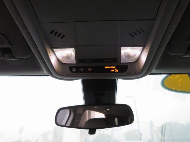 Used 2021 Chevrolet Equinox LT image 30