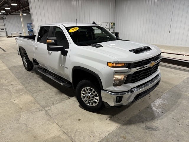 Used 2025 Chevrolet Silverado 2500 LT w/ Convenience Package image 36