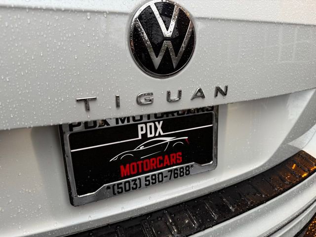 Used 2022 Volkswagen Tiguan SEL R-Line image 30