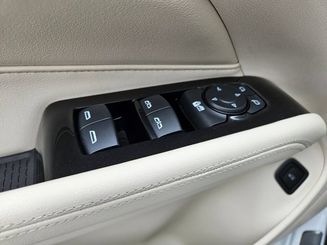Used 2024 Cadillac CT4 Luxury w/ Sun And Sound Package RWD image 31