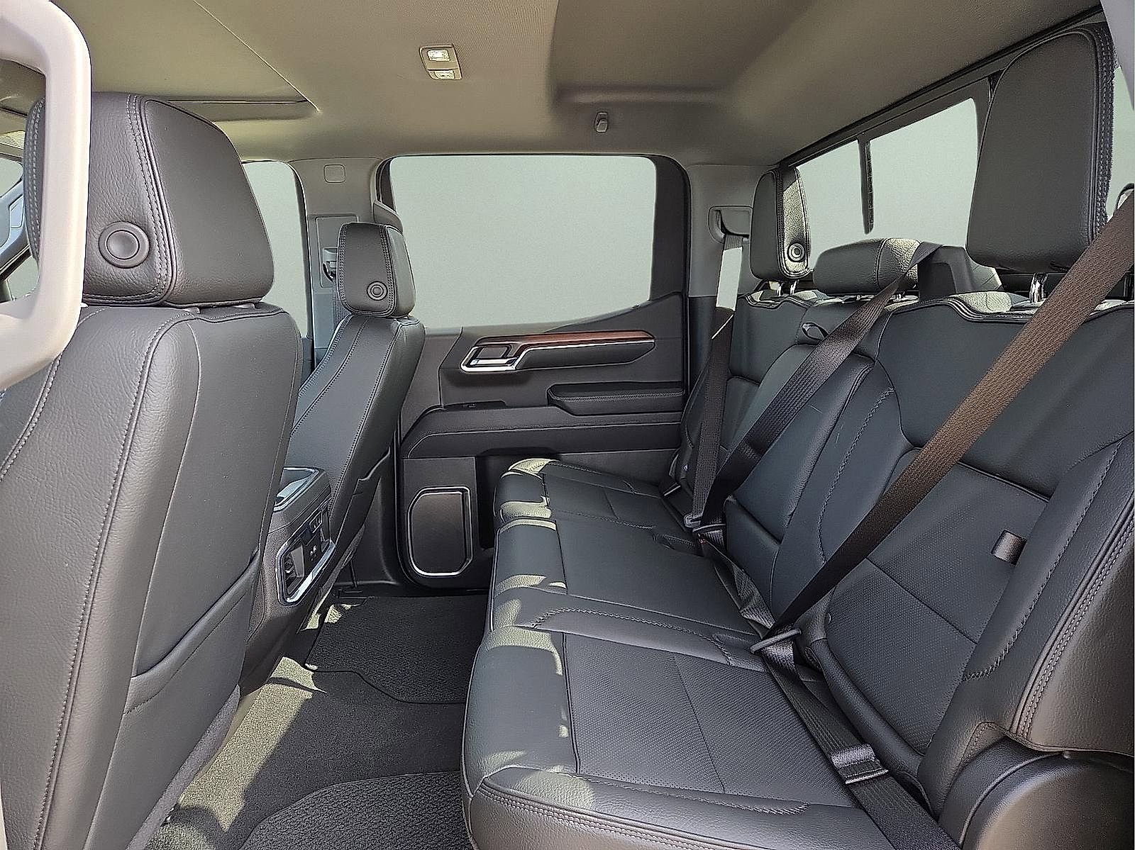 Used 2025 GMC Sierra 1500 Denali w/ Technology Package image 10