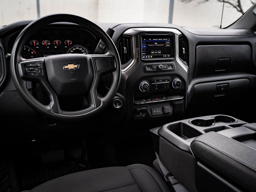 Used 2024 Chevrolet Silverado 1500 W/T w/ WT Value Package AWD/4WD image 4