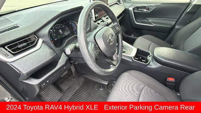 Used 2024 Toyota RAV4 XLE w/ Convenience Package image 10