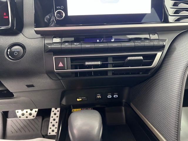 Certified 2025 Toyota Camry SE image 26