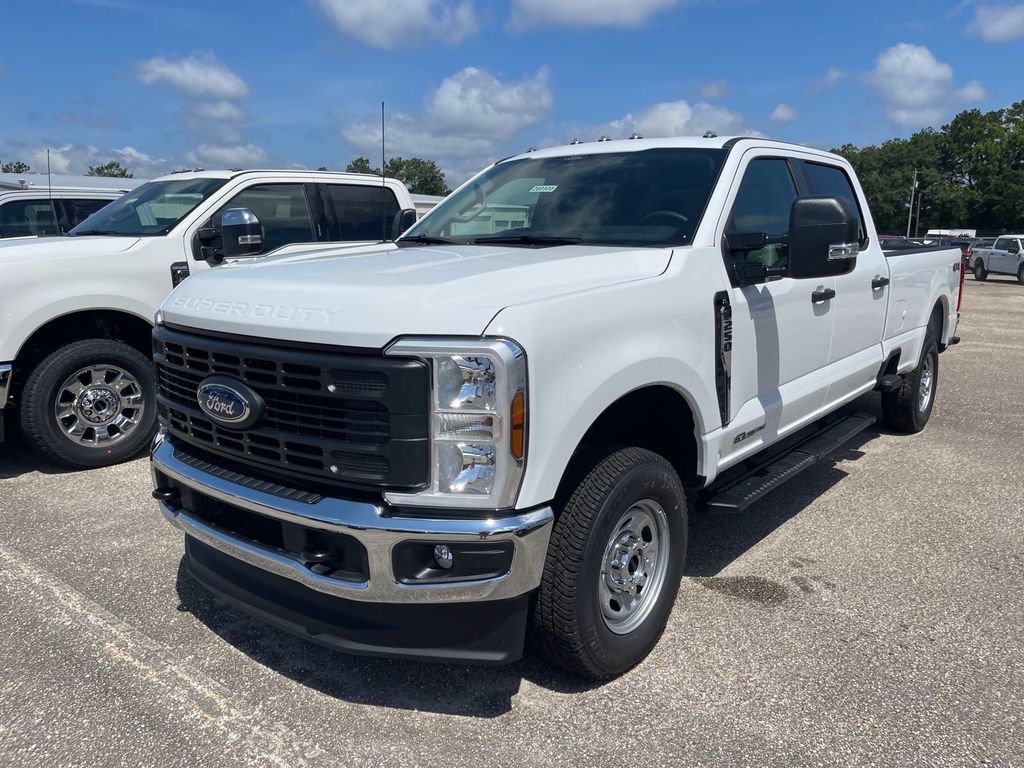 New 2026 Ford F250 XL AWD/4WD image 2