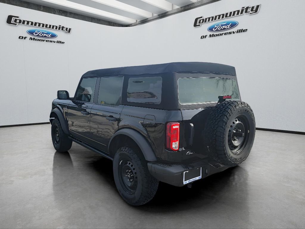 Used 2023 Ford Bronco Black Diamond image 8