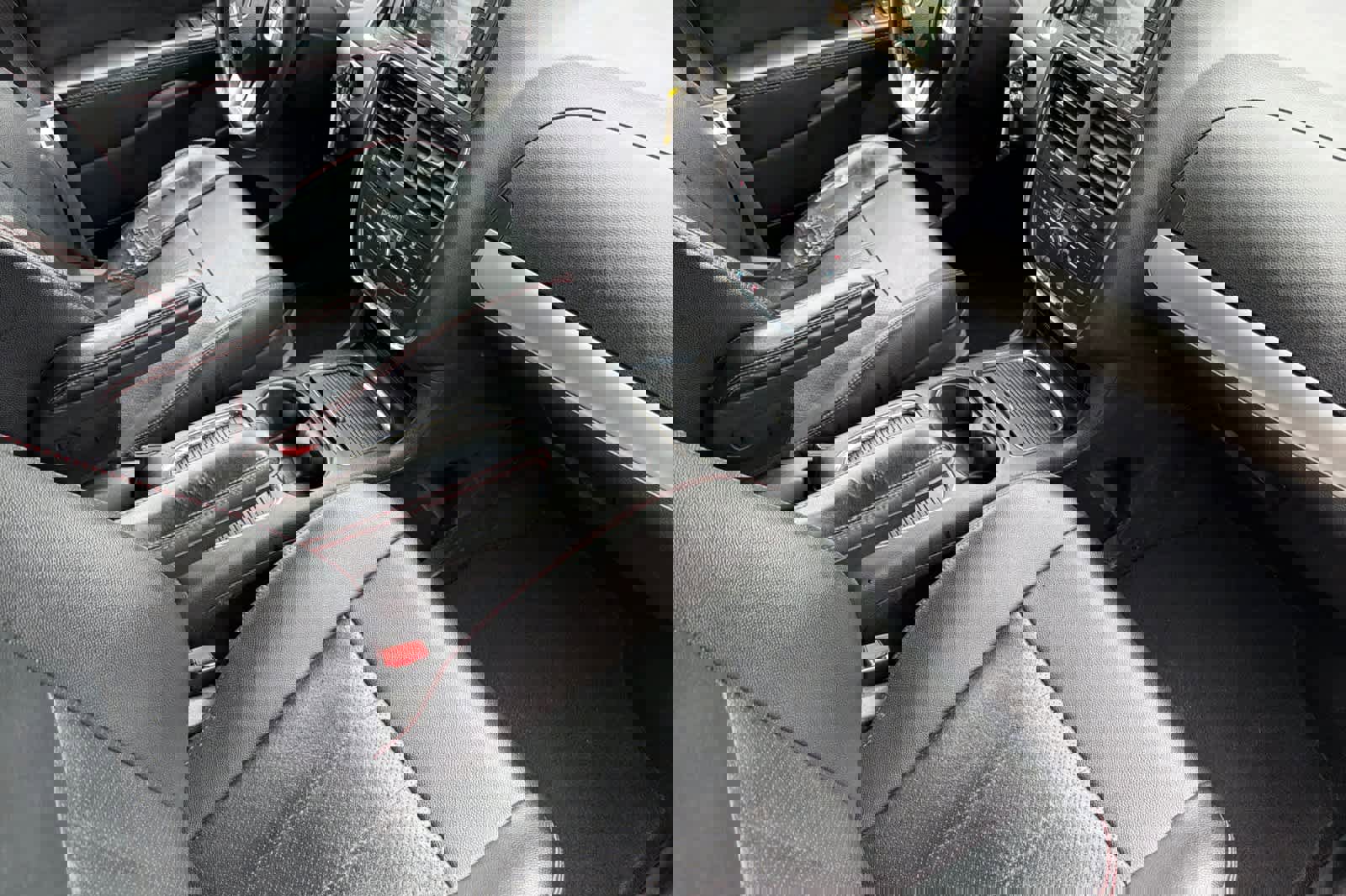 Used 2015 Dodge Grand Caravan R/T image 18