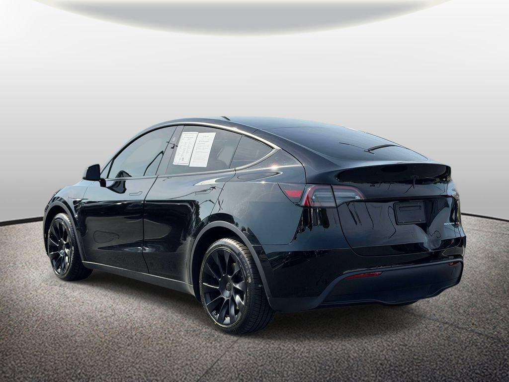 Used 2024 Tesla Model Y Long Range AWD/4WD image 6