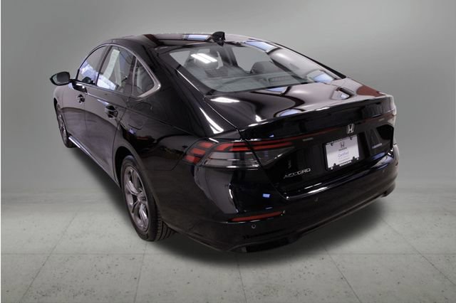 Used 2023 Honda Accord EX-L image 4