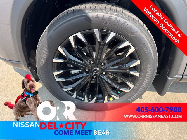 New 2026 Nissan Rogue Dark Armor AWD/4WD image 9
