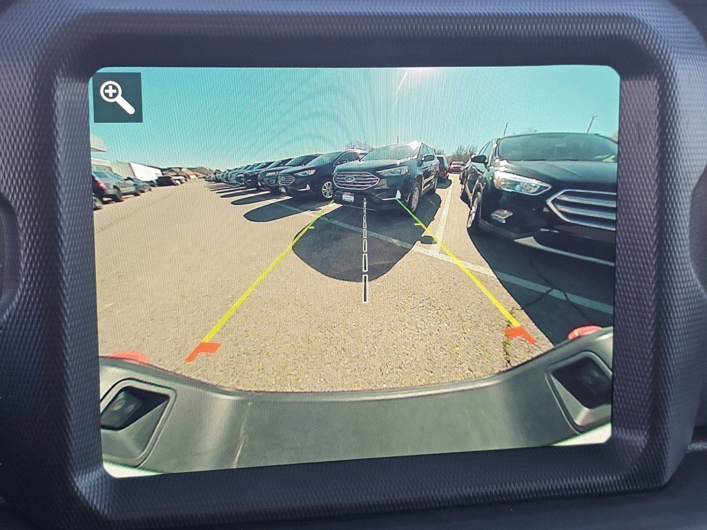 Used 2023 Jeep Gladiator Mojave w/ Cold Weather Group image 10