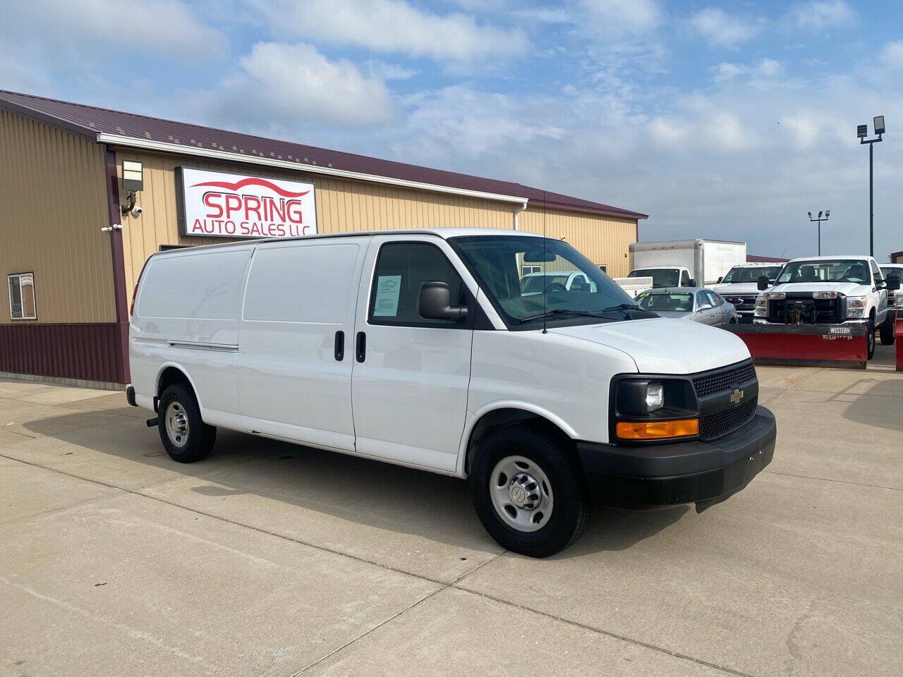 Used 2014 Chevrolet Express 3500 Extended RWD image 6