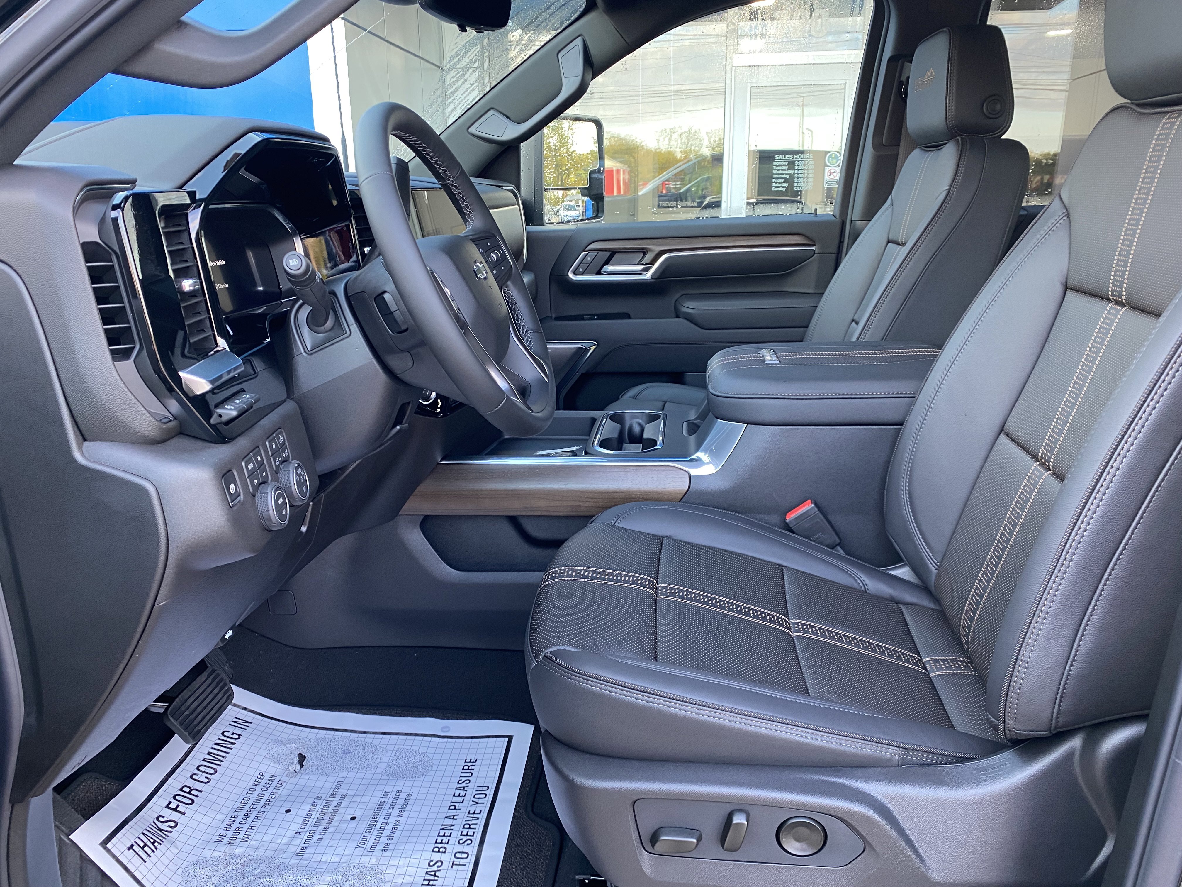 New 2026 Chevrolet Silverado 2500 High Country w/ Midnight Edition image 9