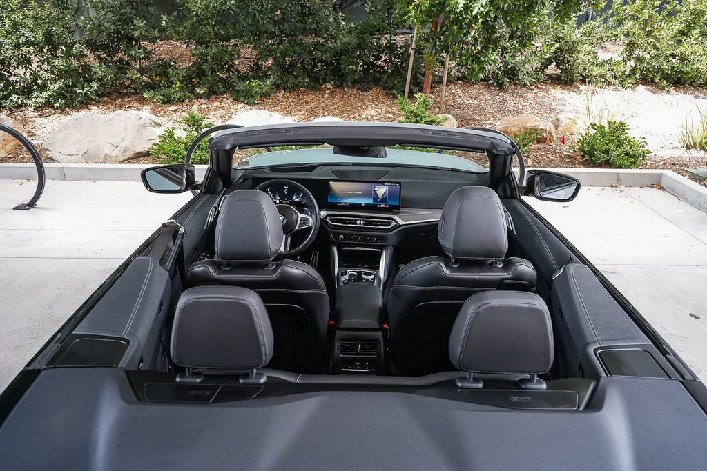 Used 2024 BMW M440i Convertible w/ Premium Package RWD image 12
