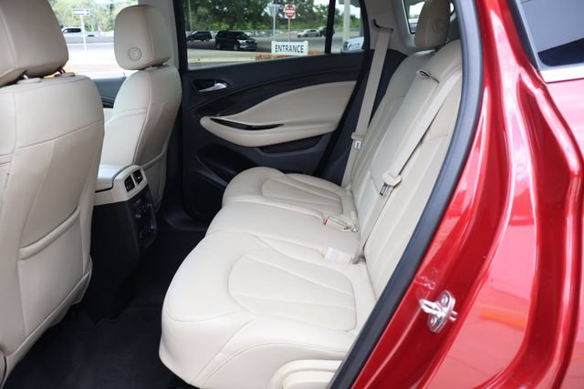 Used 2020 Buick Envision Essence FWD image 15