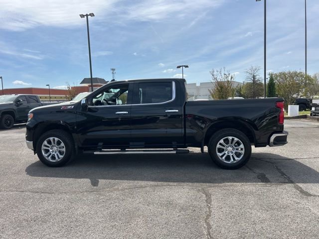 New 2026 Chevrolet Silverado 1500 LTZ w/ Z71 Off-Road Package AWD/4WD image 6